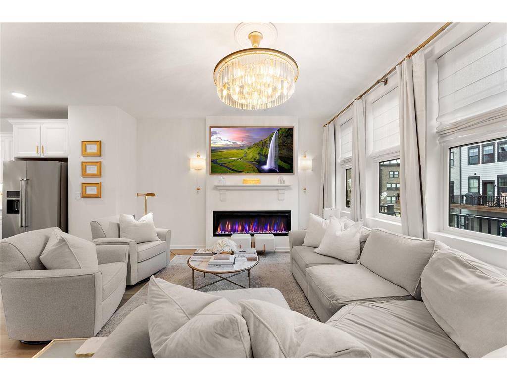 870 Mount Curve Boulevard #F Saint Paul MN 55116 7055338 image3