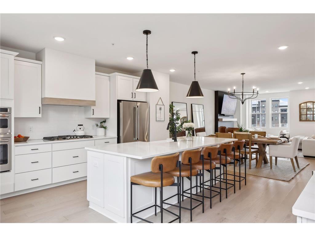 870 Mount Curve Boulevard #L Saint Paul MN 55116 6761330 image2