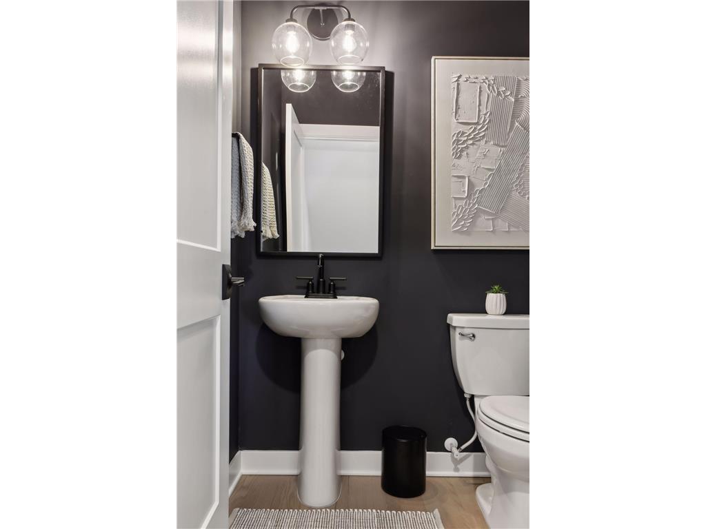 870 Mount Curve Boulevard #L Saint Paul MN 55116 6761330 image20