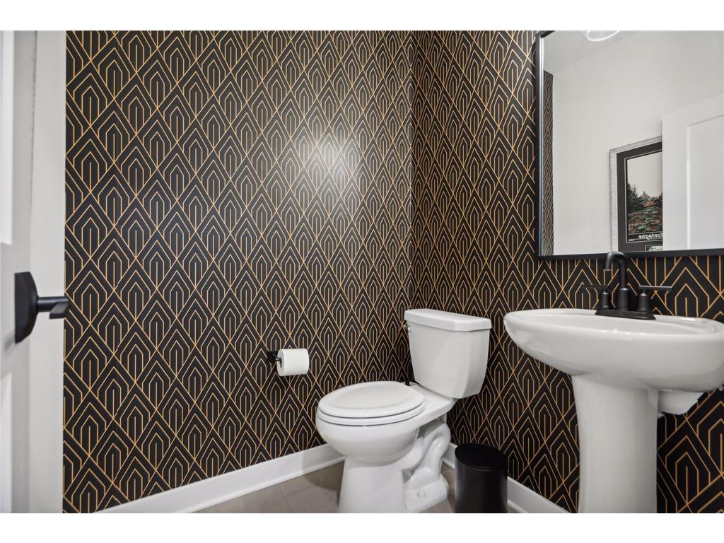 870 Mount Curve Boulevard #L Saint Paul MN 55116 6761330 image32