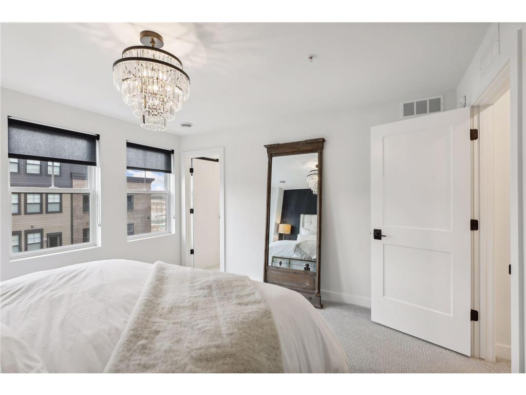 870 Mount Curve Boulevard #L Saint Paul MN 55116 6761330 image34