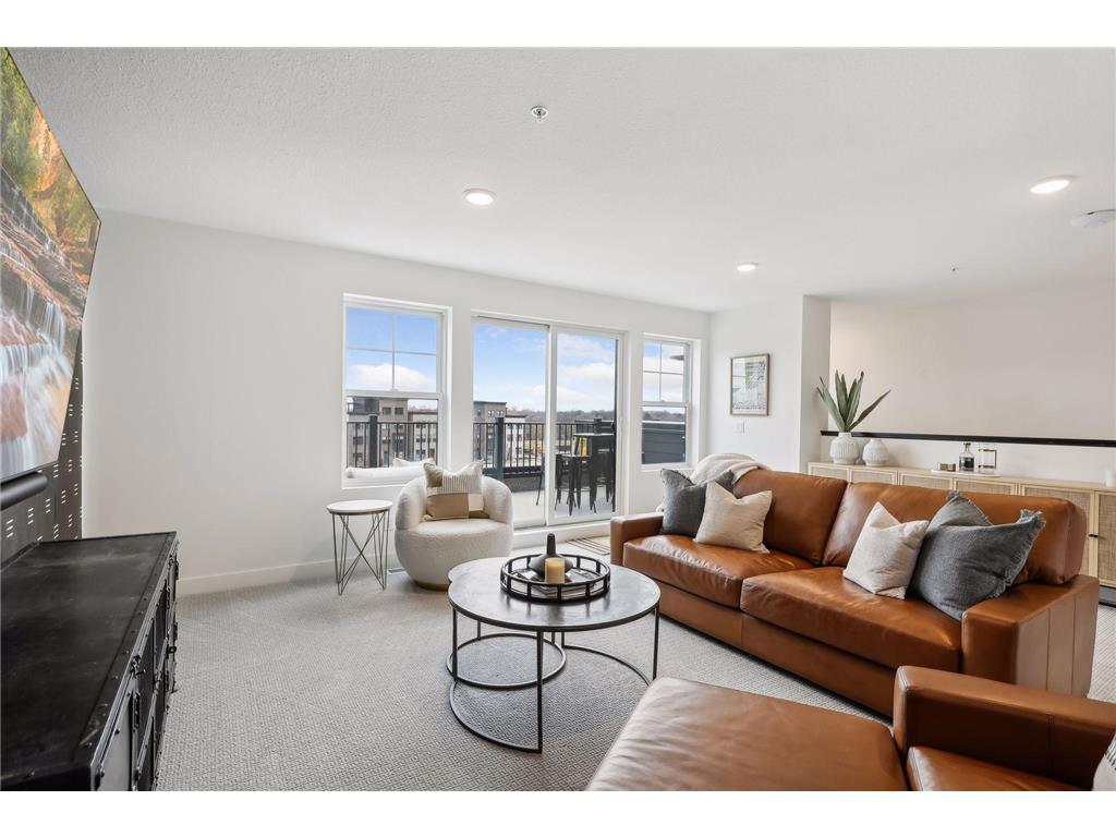 870 Mount Curve Boulevard #L Saint Paul MN 55116 6761330 image47