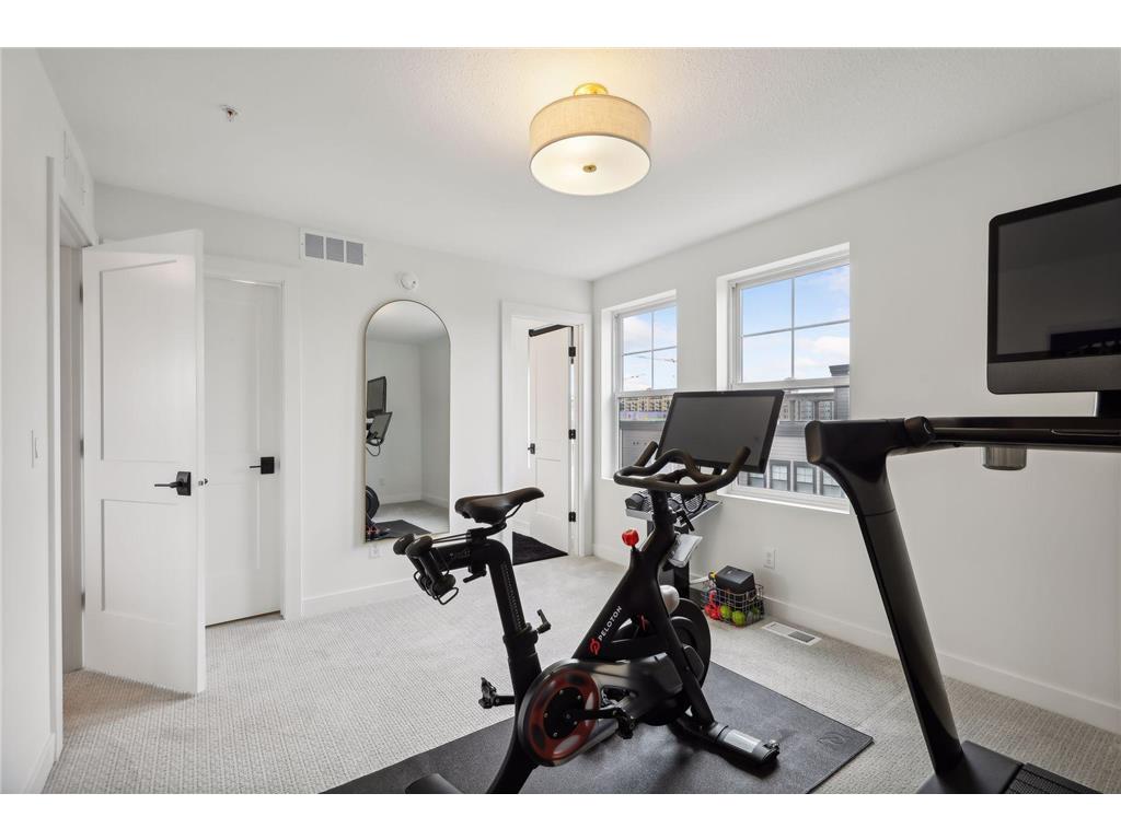 870 Mount Curve Boulevard #L Saint Paul MN 55116 6761330 image50