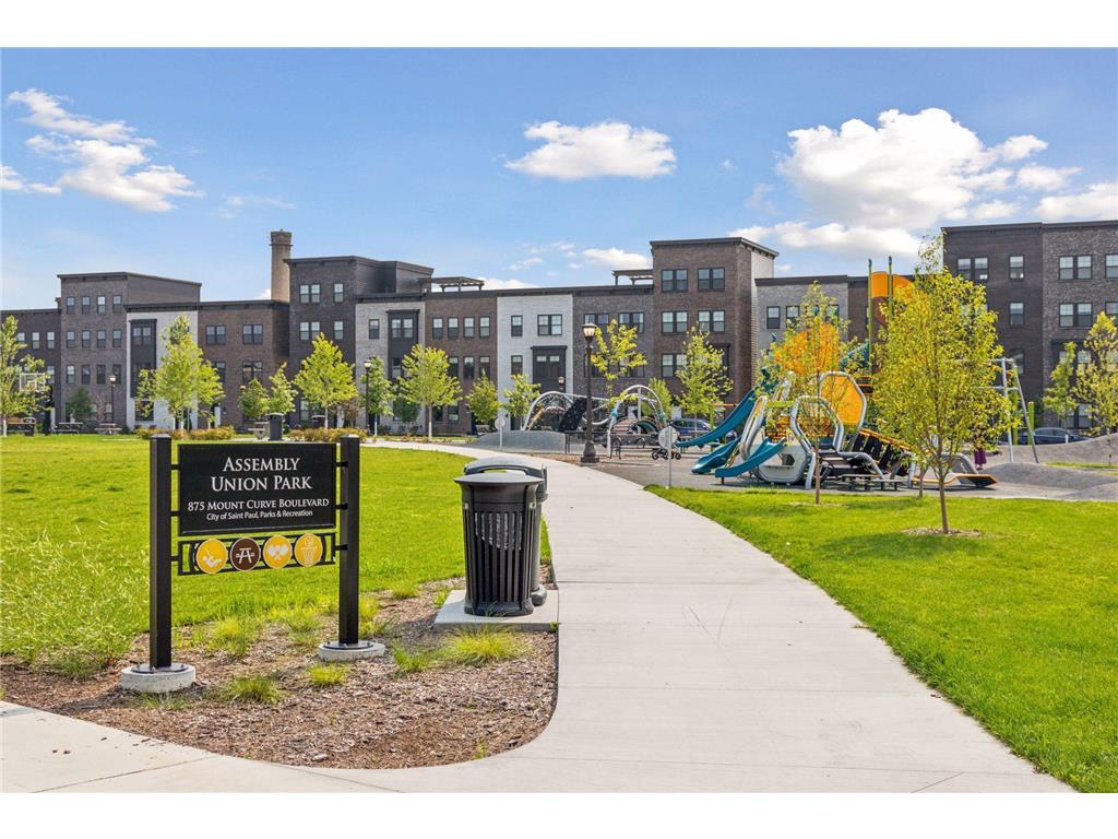 870 Mount Curve Boulevard #L Saint Paul MN 55116 6761330 image57
