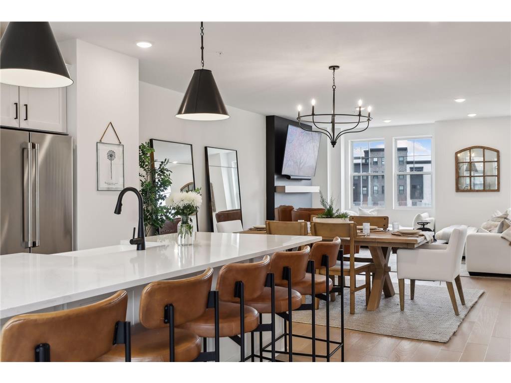 870 Mount Curve Boulevard #L Saint Paul MN 55116 6761330 image6