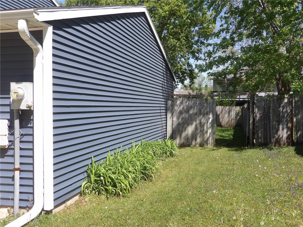 870 W Village Circle SE Rochester MN 55904 7075516 image3