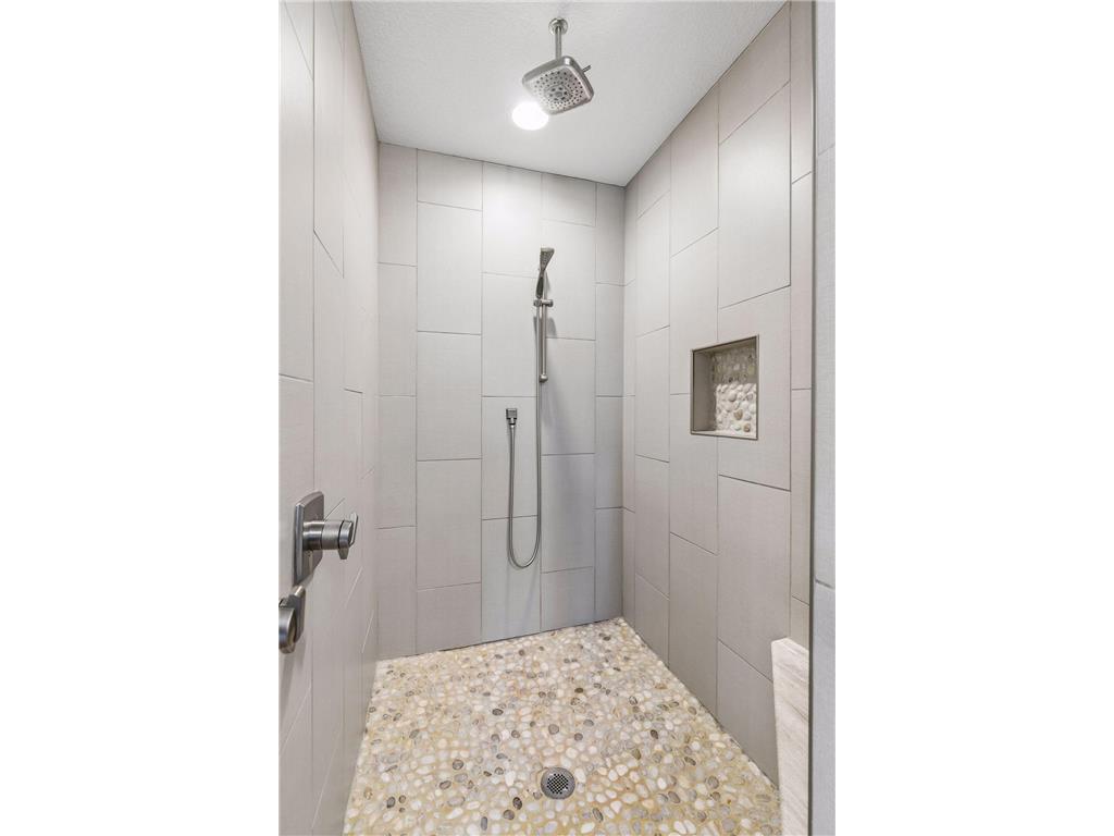 8700 Eagle Creek Boulevard Shakopee MN 55379 7028704 image48