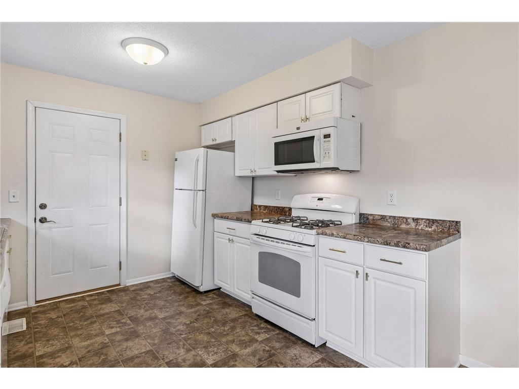 8700 Ironwood Avenue S Cottage Grove MN 55016 7070067 image10