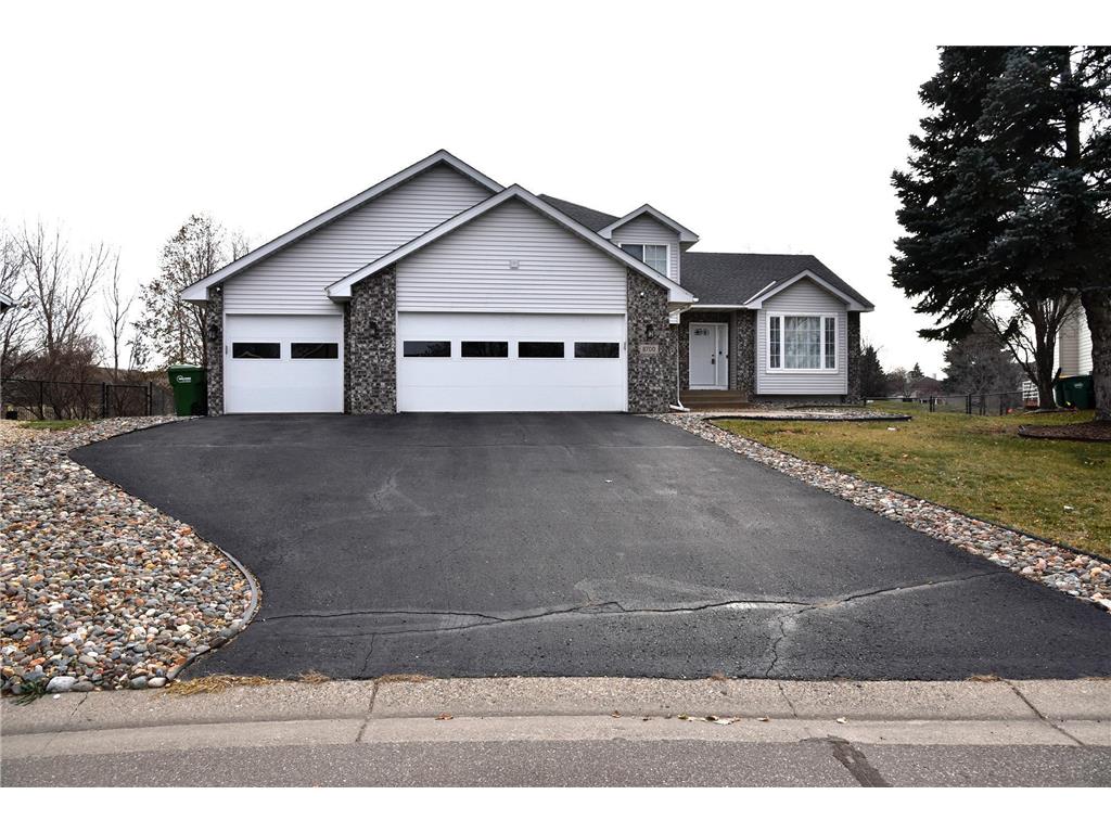 8700 Queens Gardens Brooklyn Park MN 55443 6464338 image1