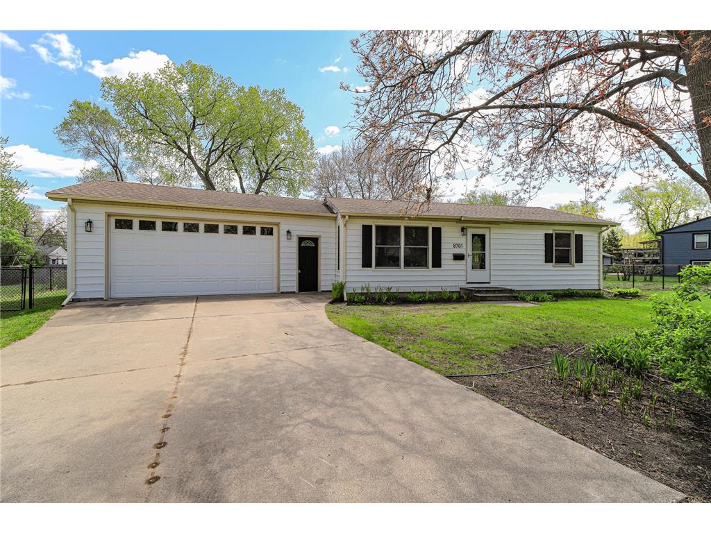8701 Elliot Avenue S Bloomington MN 55420 7064733 image1