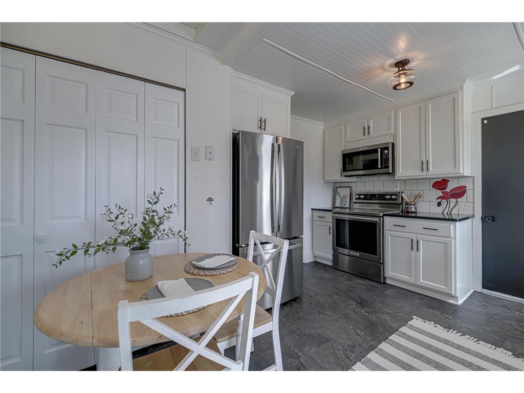 8701 Elliot Avenue S Bloomington MN 55420 7064733 image13