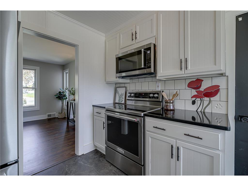 8701 Elliot Avenue S Bloomington MN 55420 7064733 image16