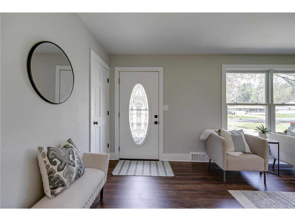 8701 Elliot Avenue S Bloomington MN 55420 7064733 image8