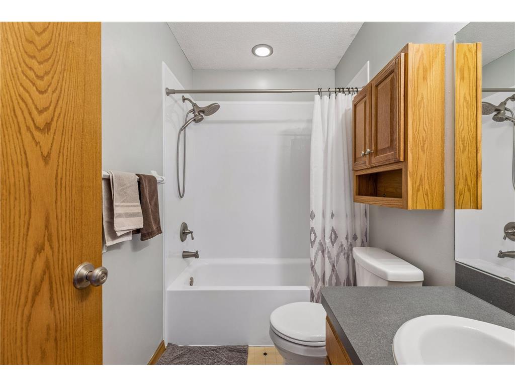 8701 Norway Street NW Coon Rapids MN 55433 7069762 image16