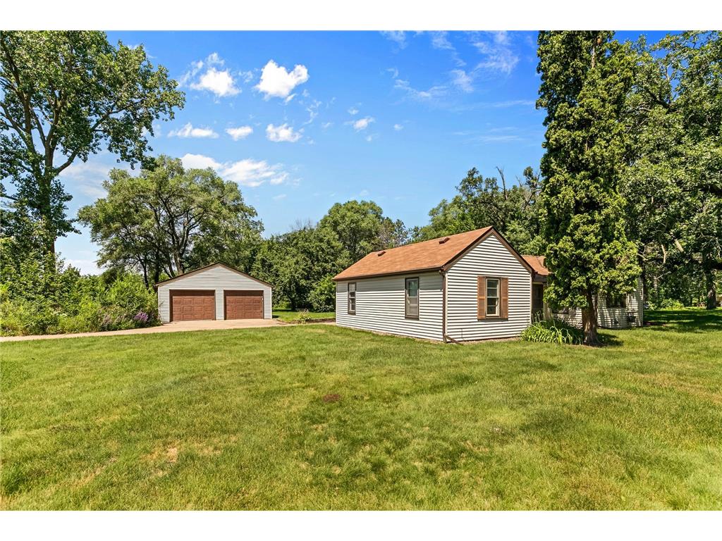 8706 Lincoln Street NE Blaine MN 55434 7106860 image1