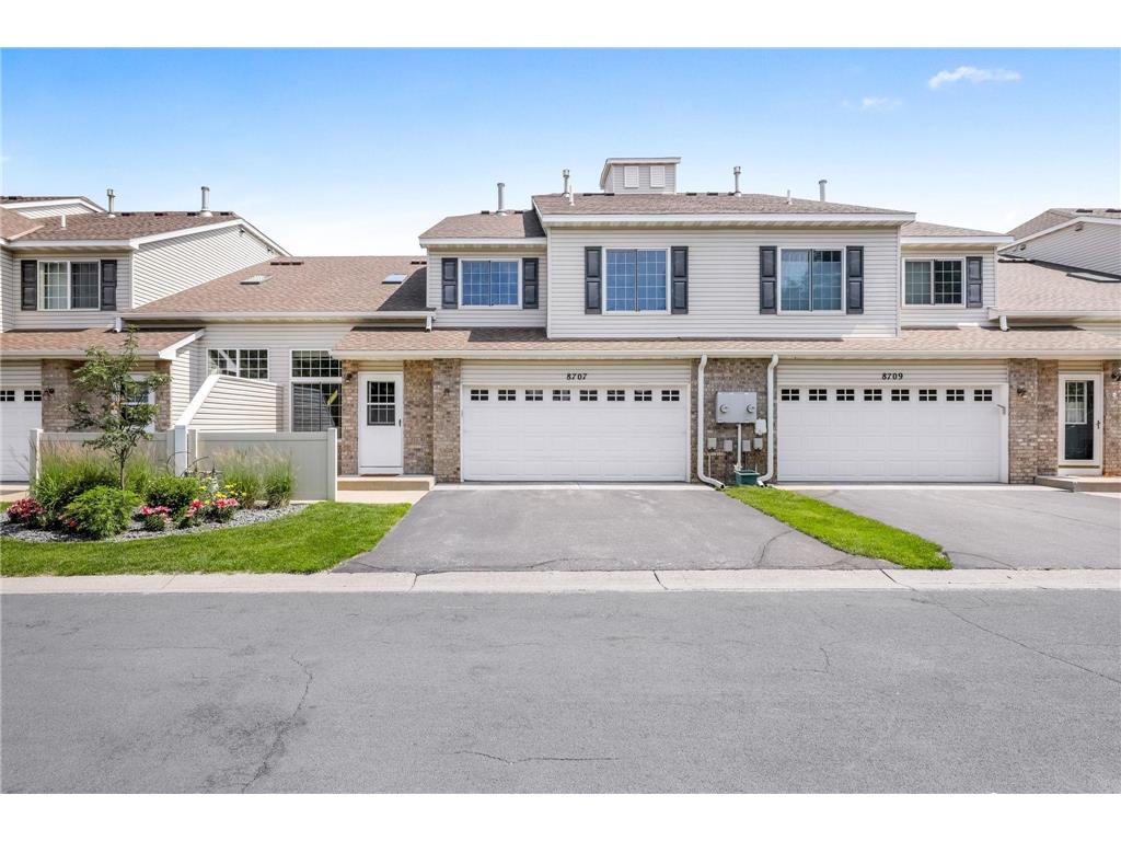 8707 Hastings Court NE Blaine MN 55449 6390856 image1