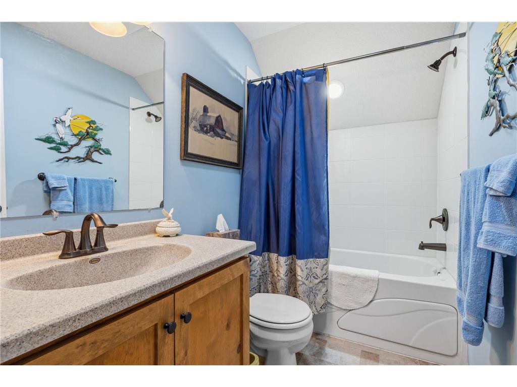 8707 Preserve Boulevard N Chisago City MN 55013 7074002 image17
