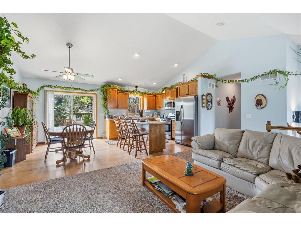 8707 Preserve Boulevard N Chisago City MN 55013 7074002 image6