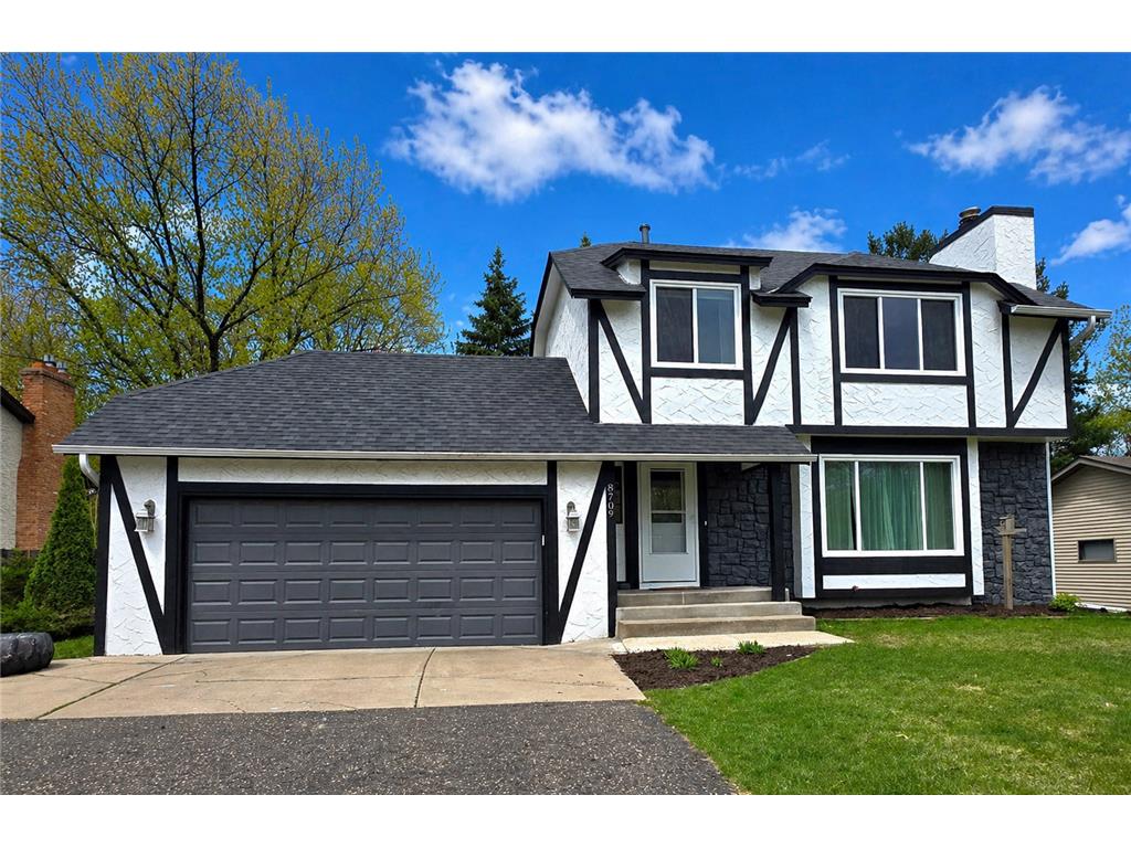 8709 64th Avenue N Brooklyn Park MN 55428 7047892 image1