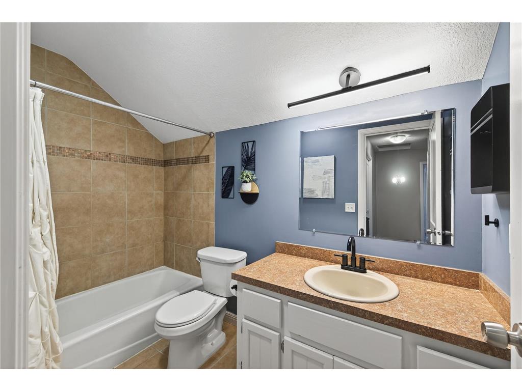 8709 64th Avenue N Brooklyn Park MN 55428 7047892 image11