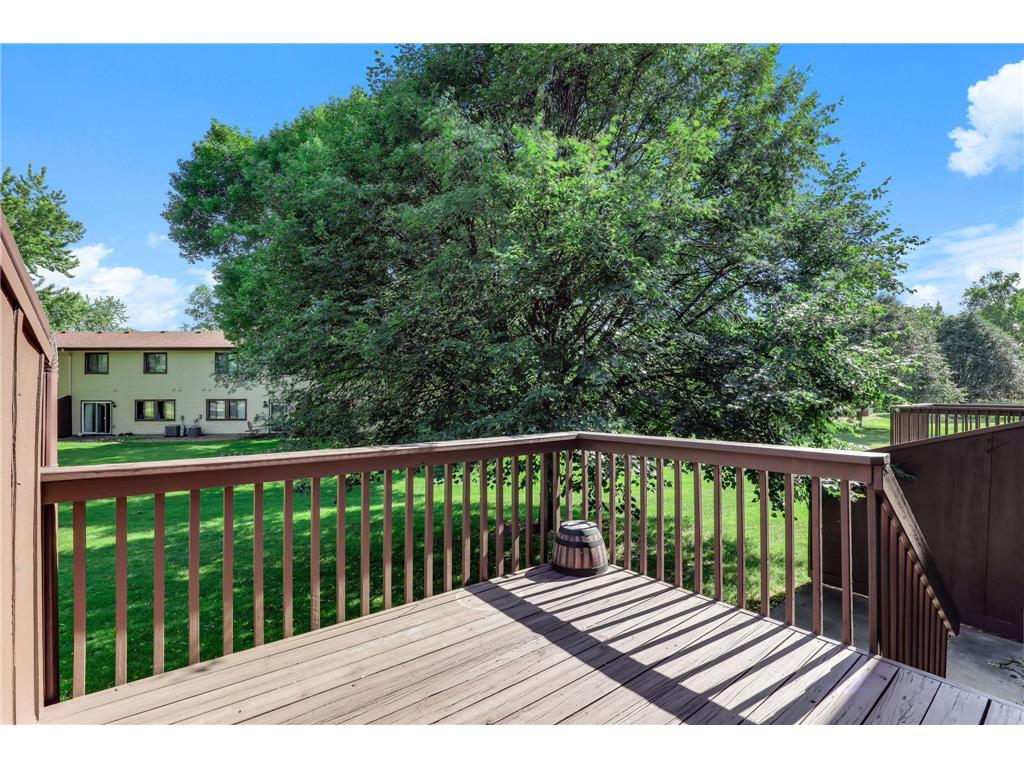 8709 Maplebrook Parkway N Brooklyn Park MN 55445 7087112 image11