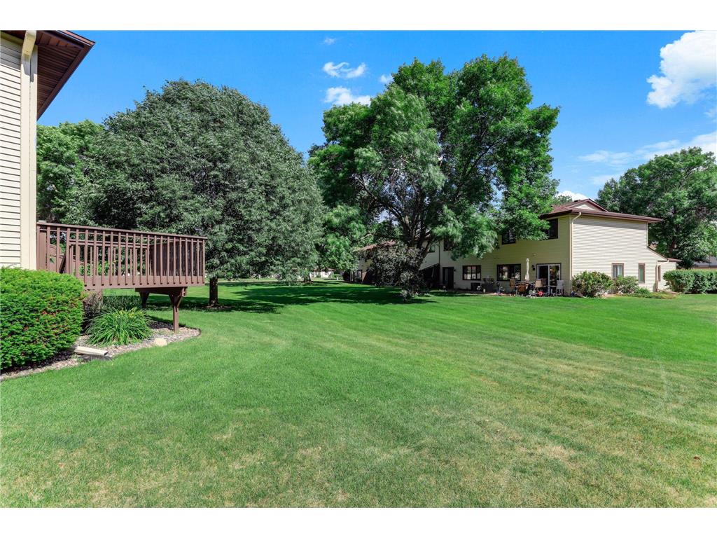 8709 Maplebrook Parkway N Brooklyn Park MN 55445 7087112 image12