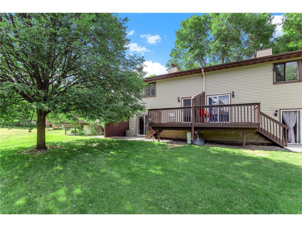 8709 Maplebrook Parkway N Brooklyn Park MN 55445 7087112 image13