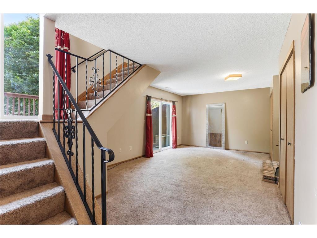 8709 Maplebrook Parkway N Brooklyn Park MN 55445 7087112 image3