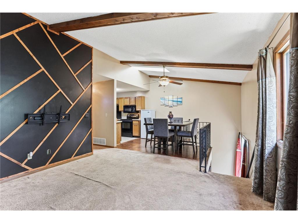 8709 Maplebrook Parkway N Brooklyn Park MN 55445 7087112 image4
