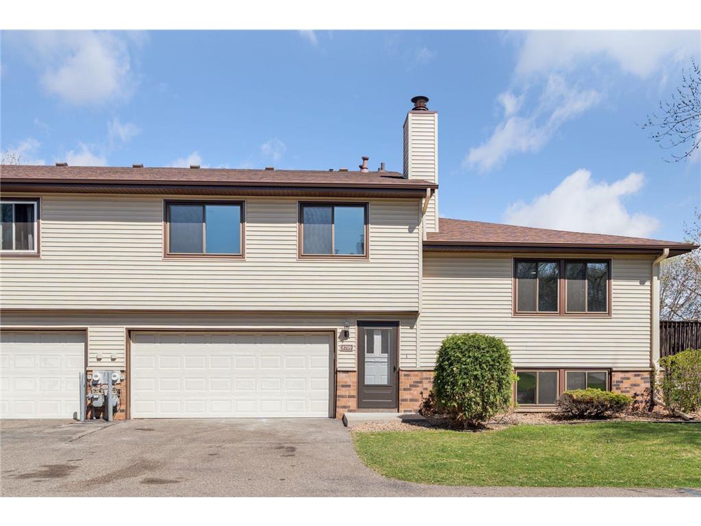 8709 N Maplebrook Circle Brooklyn Park MN 55445 6716187 image1