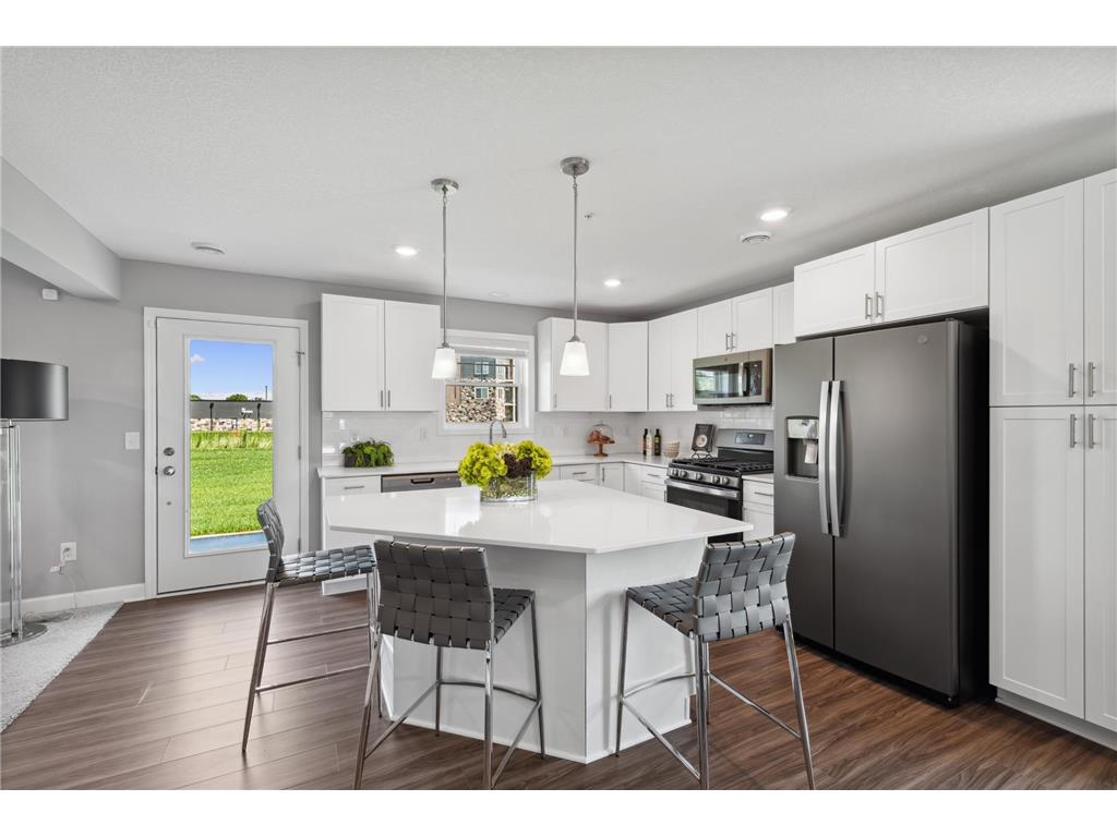 8709 Parkington Avenue NE Otsego MN 55330 6409837 image1