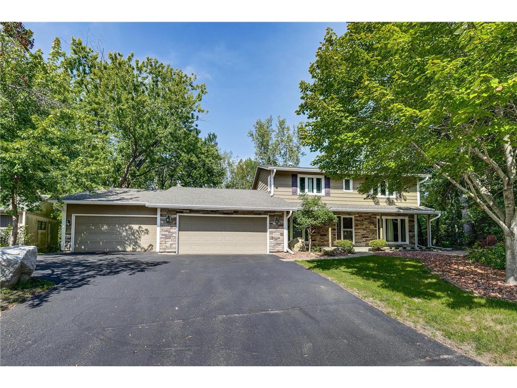 8709 Walton Oaks Drive Bloomington MN 55438 6788199 image1