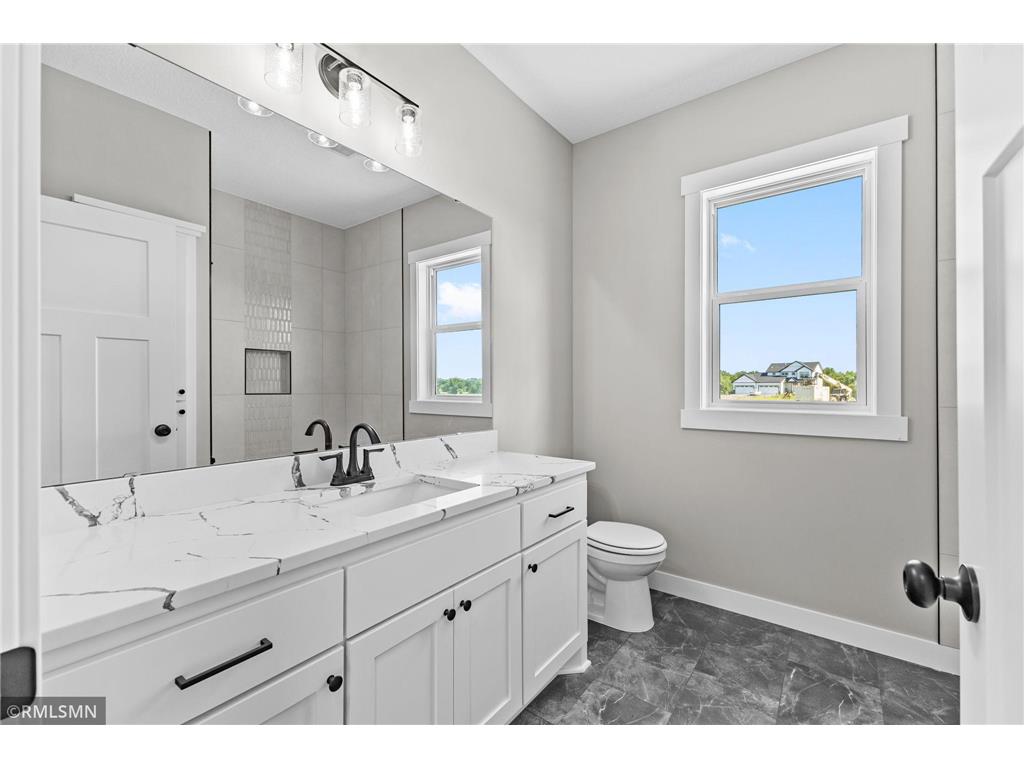 871 206th Avenue NW Oak Grove MN 55011 7006491 image25