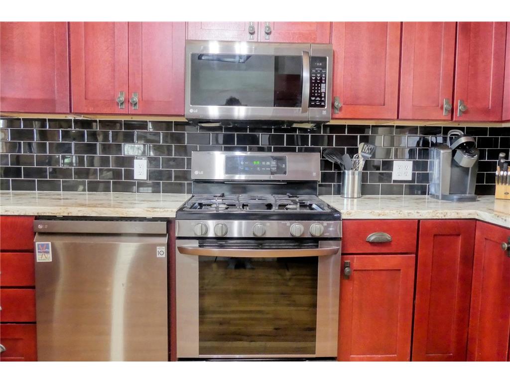 871 207th Street Dresser WI 54009 - Lotus Lake 7027256 image11