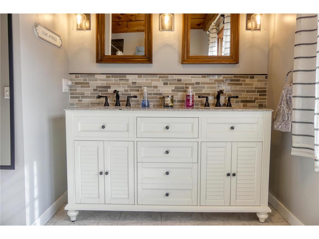 871 207th Street Dresser WI 54009 - Lotus Lake 7027256 image22