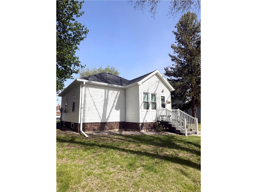 871 7th Street Dawson MN 56232 7073363 image1