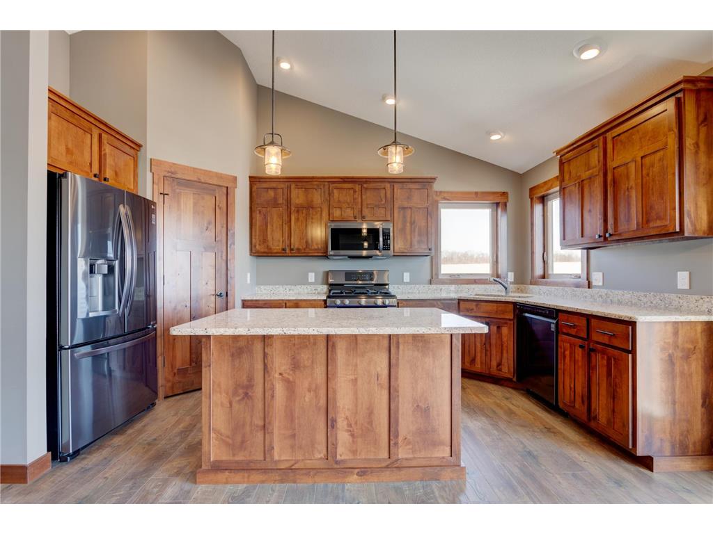 871 N Grant Street Ellsworth WI 54011 6748614 image1