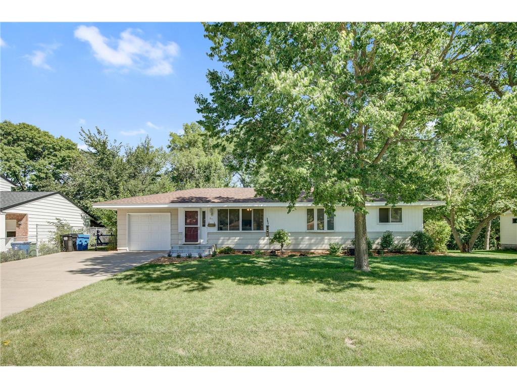 871 Rice Creek Terrace NE, Fridley, MN, 55432 MLS 6327136 Edina Realty