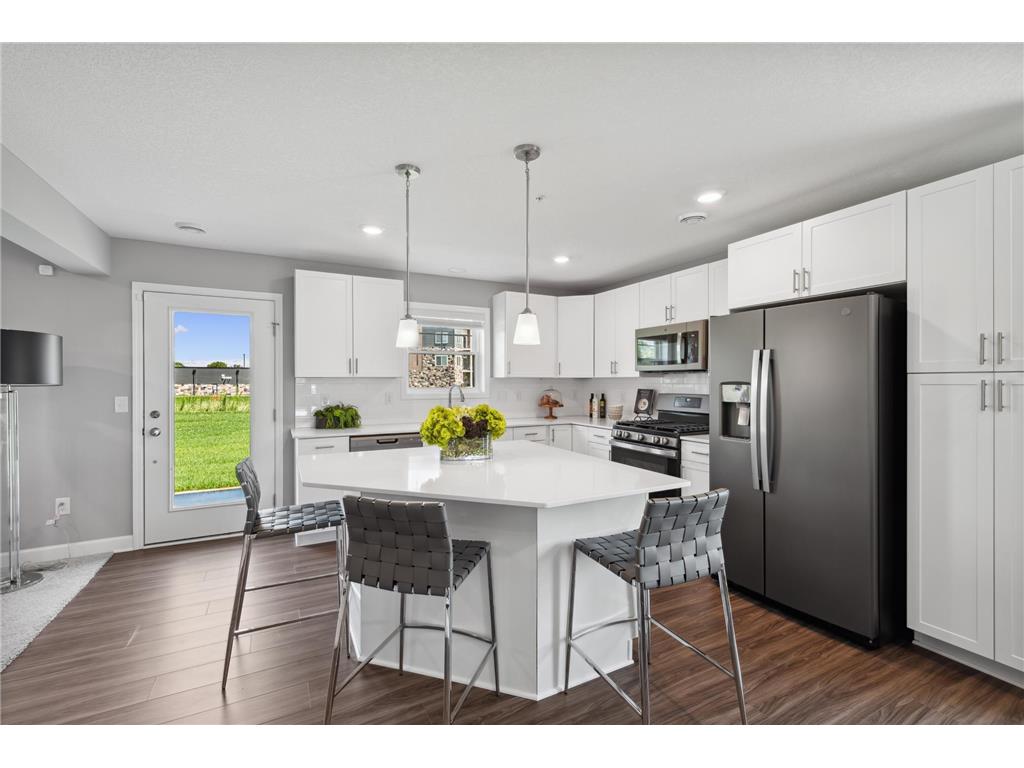 8710 Parkington Avenue NE Otsego MN 55330 6408428 image1