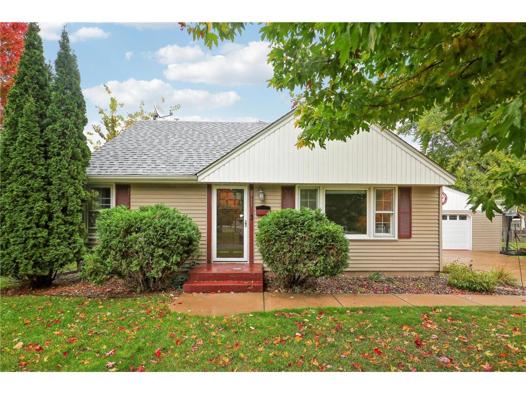 8711 Columbus Avenue S Bloomington MN 55420 6807673 image1