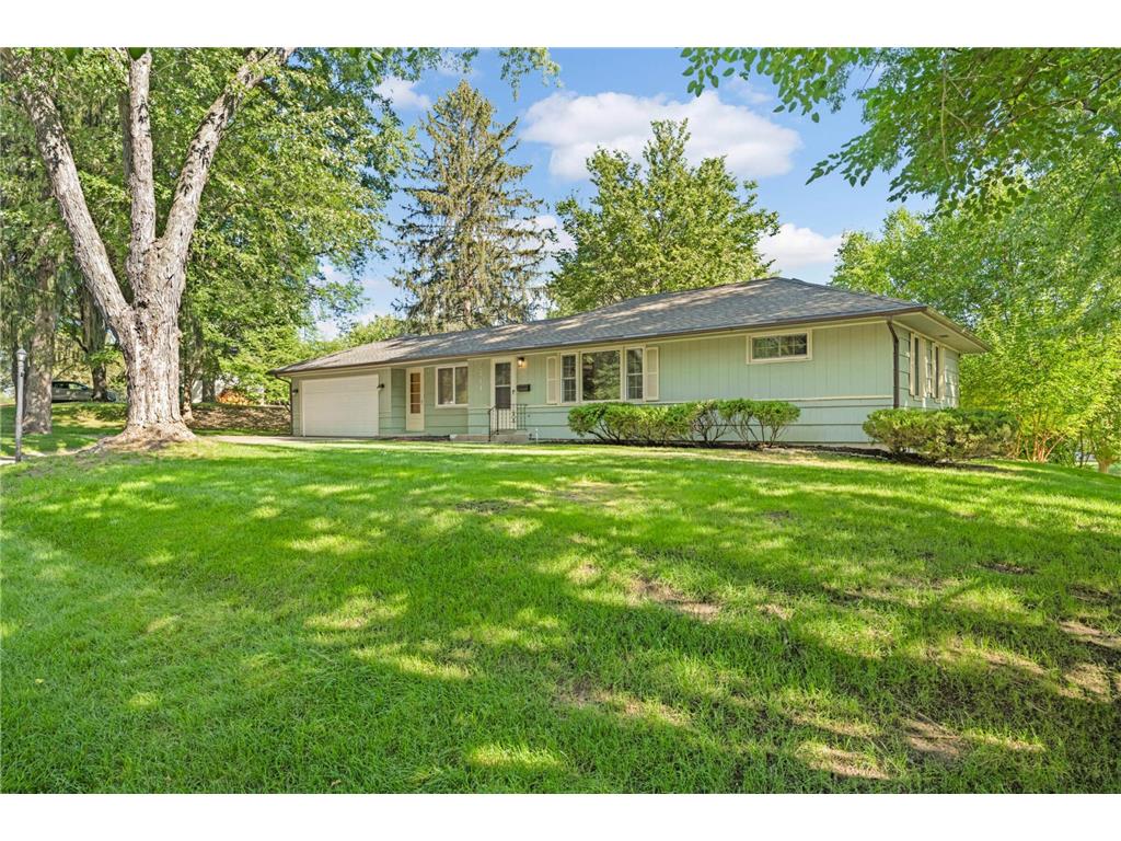 8711 Russell Avenue S Bloomington MN 55431 6428262 image1