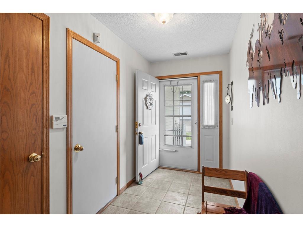 8712 Norway Street NW Coon Rapids MN 55433 7095907 image4