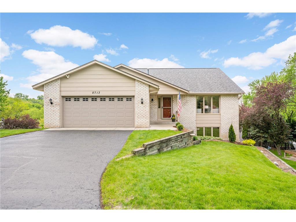 8713 Lakeview Circle, Bloomington, MN, 55438 MLS 6344979 Edina Realty