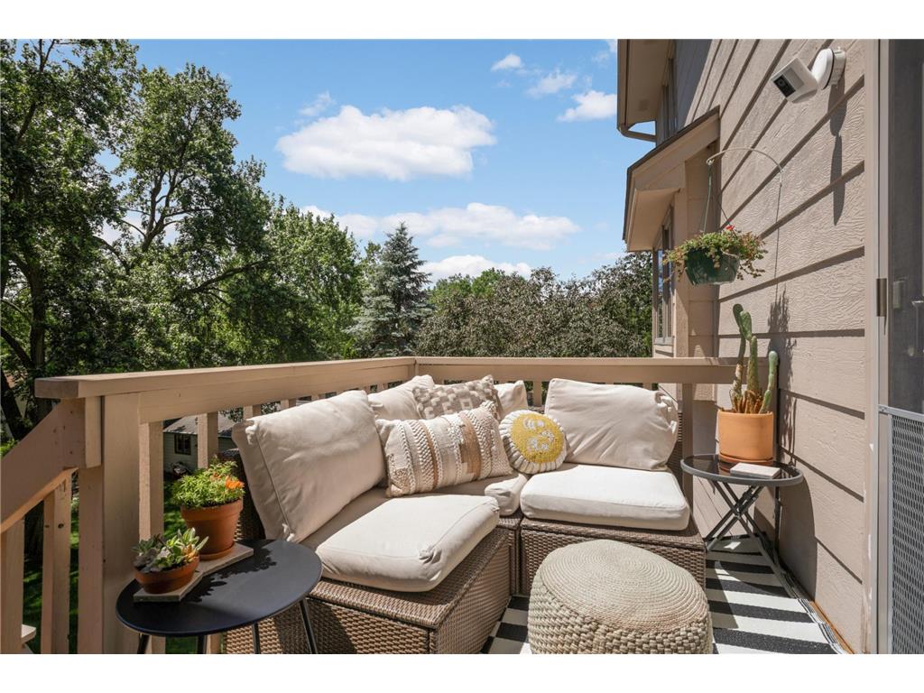 8713 Lakeview Circle Bloomington MN 55438 7094378 image21