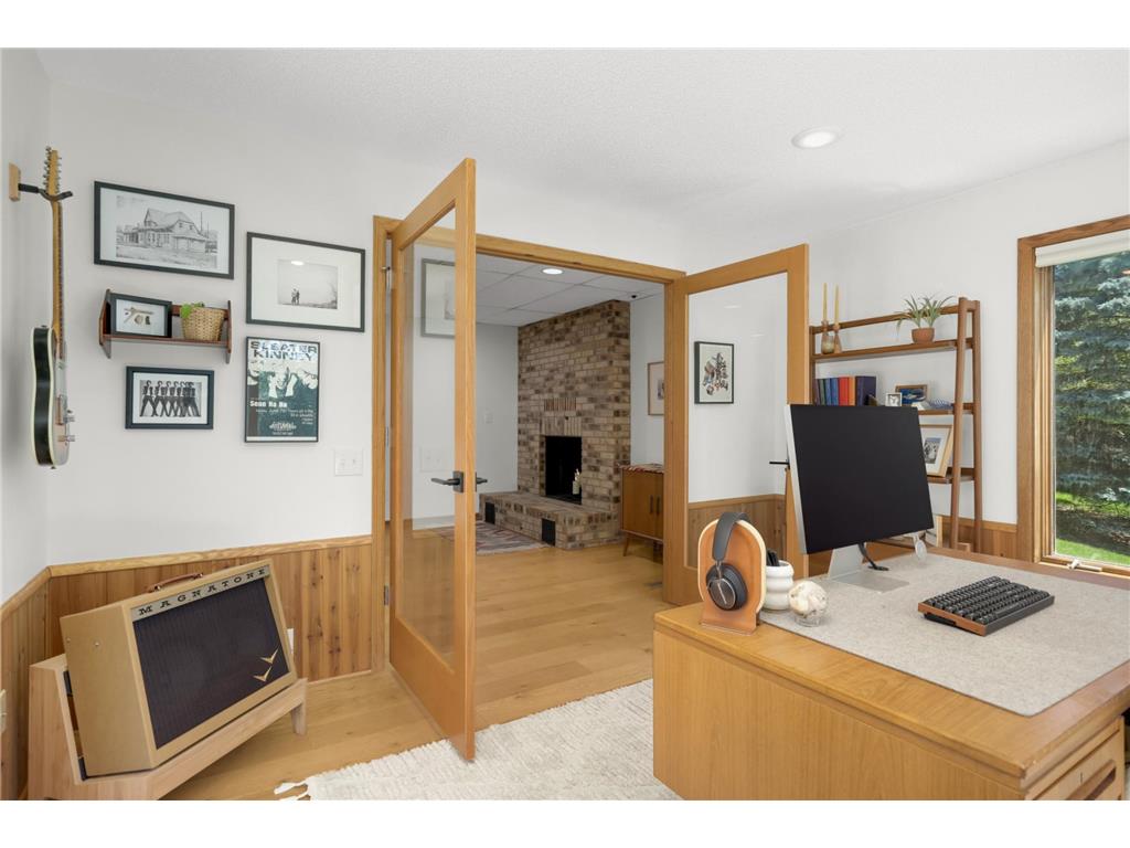 8713 Lakeview Circle Bloomington MN 55438 7094378 image35