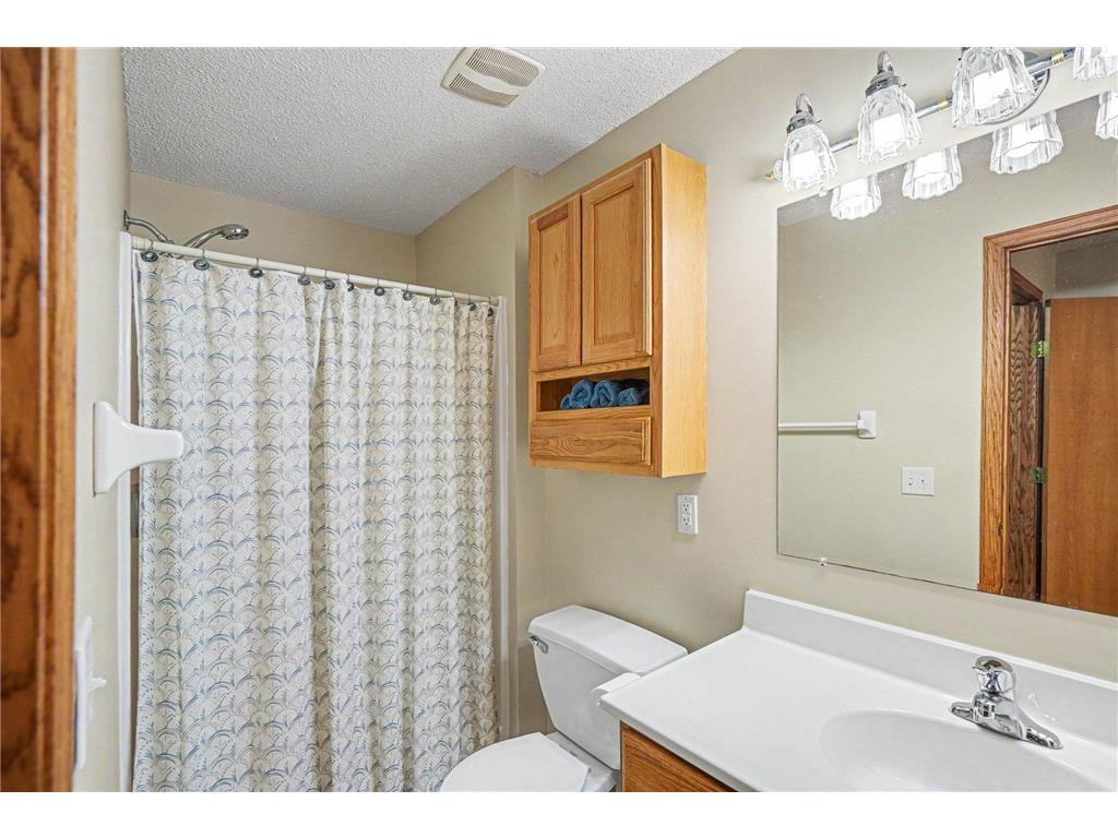 8714 E River Road NW Coon Rapids MN 55433 7093929 image12