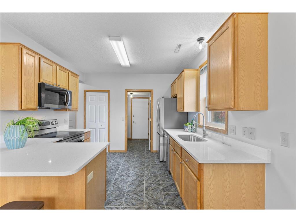 8716 N Bay Drive Chanhassen MN 55317 6795665 image11