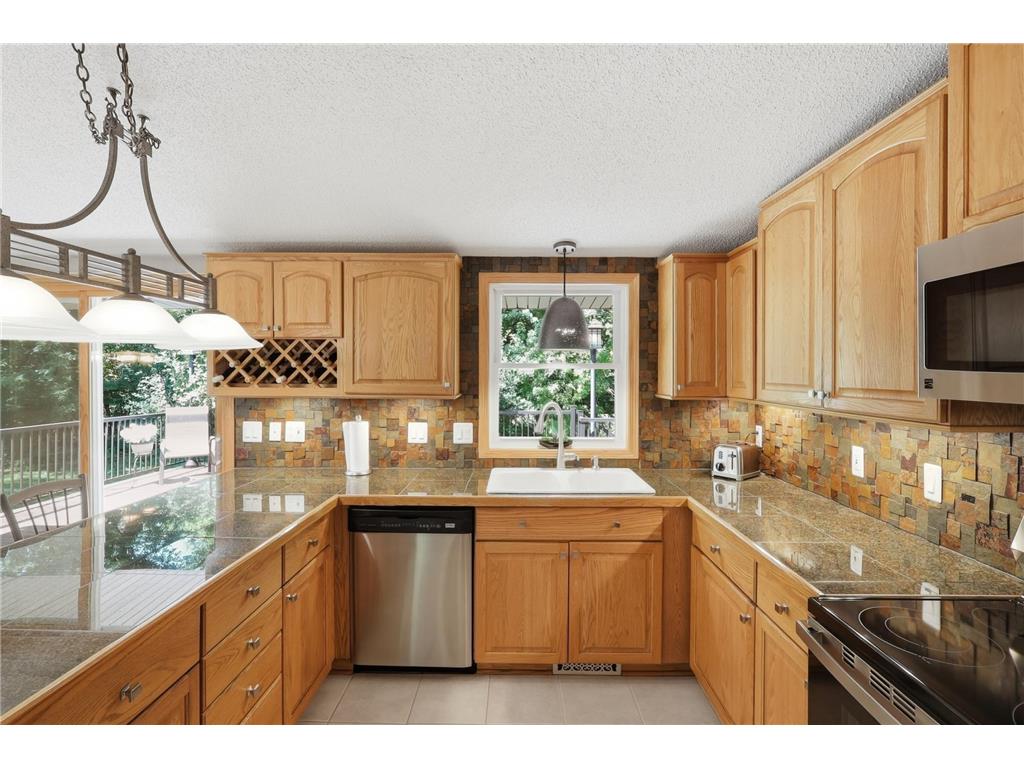 8716 Virginia Avenue S Bloomington MN 55438 7099838 image10