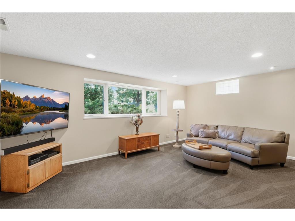 8716 Virginia Avenue S Bloomington MN 55438 7099838 image32
