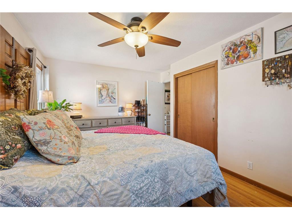 8717 Oxborough Avenue S Bloomington MN 55437 7007448 image24